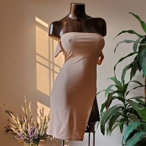 Prettylittlething. Size 2. Nude